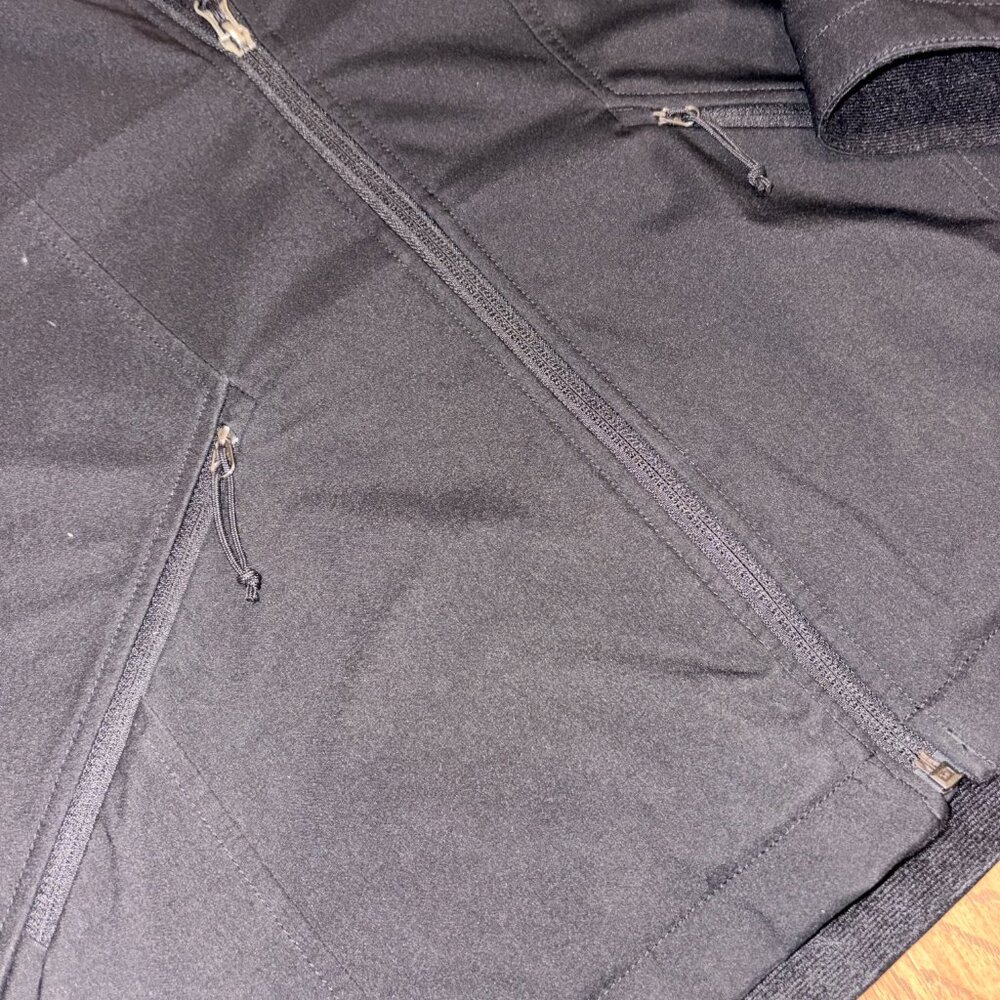 The North Face Black Softshell Jacket Zip Up Ligh… - image 4